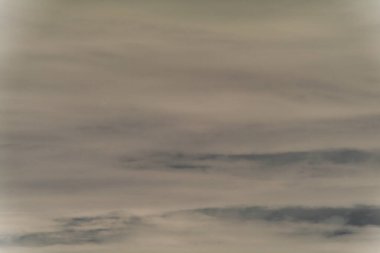 koyu bulutlu gökyüzü görünümü 