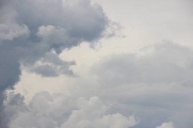 bulutlu gökyüzü arkaplan görüntüsü