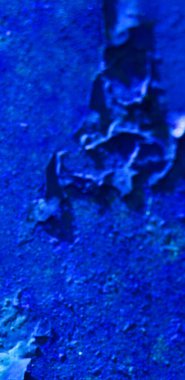 Çatlak mavi bir duvarın arka plan dokusu