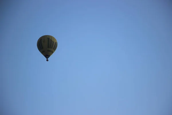 Θέα Αερόστατου Θερμού Αέρα Στον Ουρανό — Φωτογραφία Αρχείου