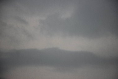 koyu bulutlu gökyüzü görünümü 