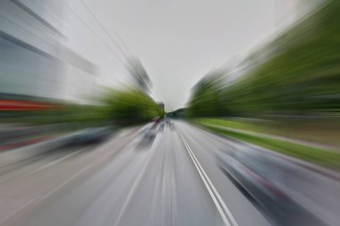 Şehir yolu bulanık arkaplan, hız kavramı 