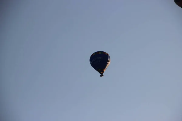 Θέα Αερόστατου Θερμού Αέρα Στον Ουρανό — Φωτογραφία Αρχείου