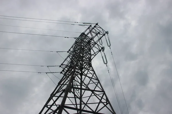 Contexto Urbano Linha Eléctrica — Fotografia de Stock