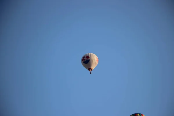 空の熱気球の眺め — ストック写真