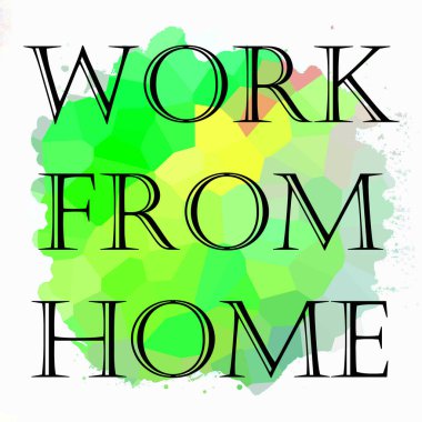 Soyut renkli arkaplan üzerindeki ev cümlesinden çalış