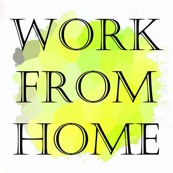 Soyut renkli arkaplan üzerindeki ev cümlesinden çalış