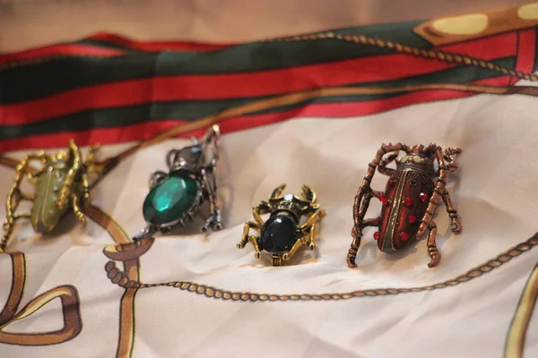 Bir mücevherin yakın görüntüsü