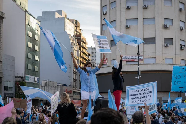 아르헨티나 부에노스아이레스 2021 휴교령 과새로운 통행금지에 항의하는 사람들 — 스톡 사진