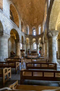 Londra, Birleşik Krallık - 17 Mayıs 2025: Beyaz Kule 'deki St. John Şapeli