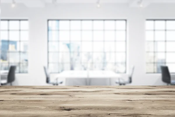 Holzplanke, Büro im Hintergrund. Konzept der Dekoration. 3D-Darstellung — Stockfoto