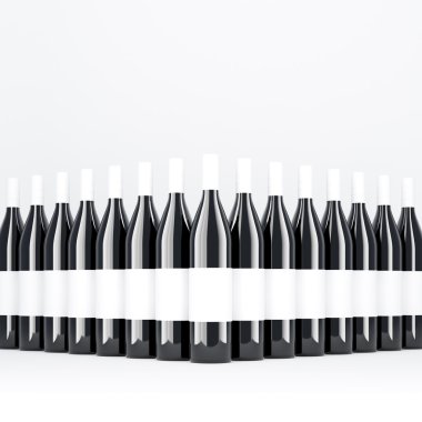 Sıra sıra şarap şişeleri üçgen şeklinde, üzerlerinde boş etiketler var. Koyu cam. Ön görüş. Şişeleme şarap kavramı. Dalga geç. 3d render.