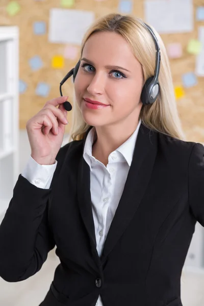 Empresária no trabalho — Fotografia de Stock