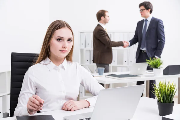 Businesswoman in office — Stock Photo, Image