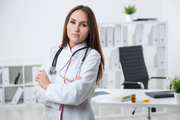 Médico en el trabajo —  Fotos de Stock