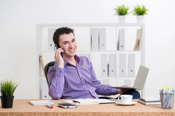 Businessperson on phone — Stock Photo, Image