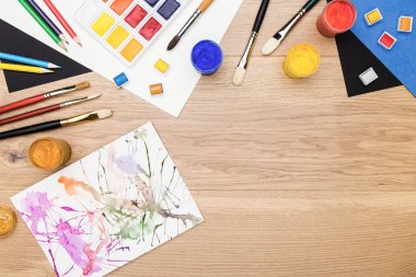 Çizim araçları ve soyut resim