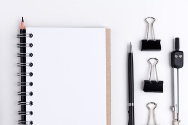 Boş not defteri portre