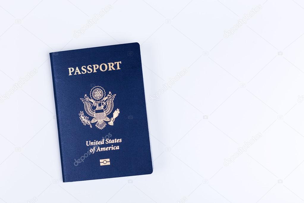 Download Pasaporte americano cerrado: fotografía de stock © denisismagilov #111138818 | Depositphotos