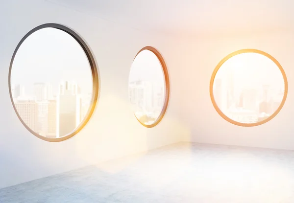 Leeres Büro mit runden Fenstern — Stockfoto