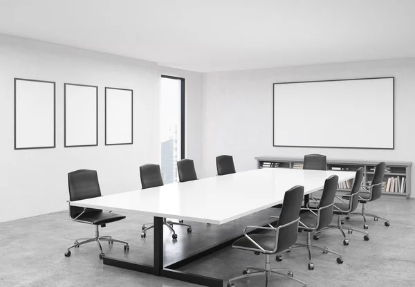 Sala de conferencias con pancartas en blanco — Foto de Stock