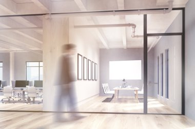 Ofiste bulanık adam 