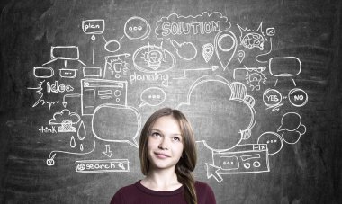 Gelecekteki işleri düşünen kız.