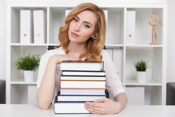 Högskole litteraturlärare — Stockfoto