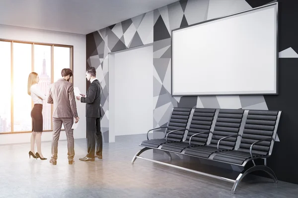 Meeting in lobby — Stock Photo, Image