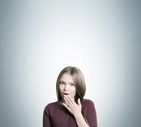 Imagen chica desconcertada — Foto de Stock