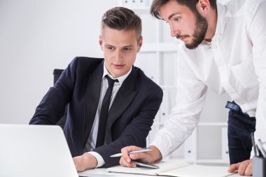 İş stratejisi yapımında