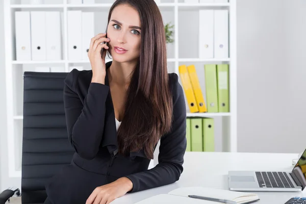 Mysterious business lady in black — Stock Photo, Image
