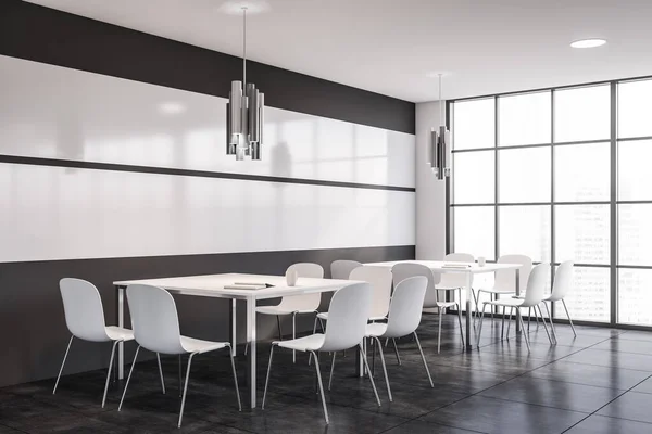 Interior Moderna Sala Reuniones Oficina Con Paredes Blancas Vidrio Suelo — Foto de Stock
