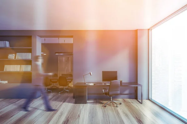 Blurry Young Businessman Walking Ceo Office Gray Walls Wooden Floor — Foto de Stock