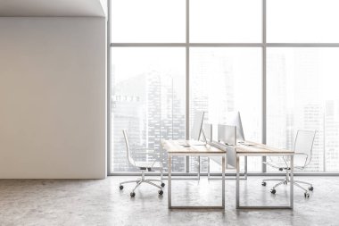 Bilgisayarlı iki ahşap masa ve boş maket, gökdelenler şehir manzaralı büyük bir pencere. Gri mermer zeminde beyaz koltuklar, ofis lobisi 3D, kimseyi göstermiyor.