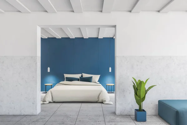 Interior Quarto Moderno Com Paredes Brancas Azuis Piso Azulejo Confortável — Fotografia de Stock