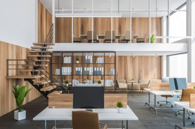 Beyaz ve ahşap duvarları, fayanslı zemini ve sıra sıra bilgisayar masaları olan şık bir açık uzay ofisi. 3d oluşturma