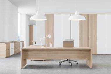 Beyaz ve ahşap duvarları, beton zemini ve CEO masası olan modern CEO ofisinin içi. 3d oluşturma