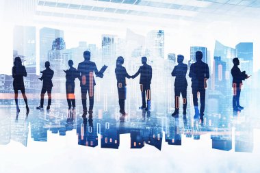 Bulanık şehirde birlikte çalışan iş adamlarının siluetleri. Takım çalışması kavramı. Renkli resim çift pozlama