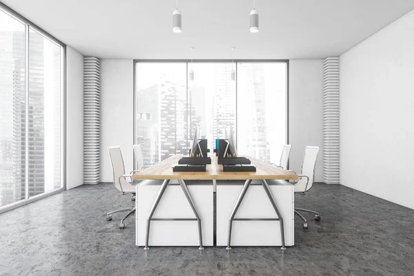Seitenansicht Eines Modernen Großraumbüros Mit Weißen Wänden Betonboden Und Weißen — Stockfoto