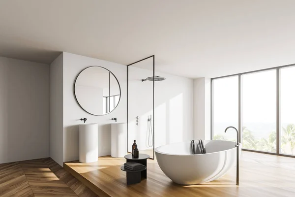 Canto Banheiro Moderno Com Paredes Brancas Piso Madeira Banheira Confortável — Fotografia de Stock