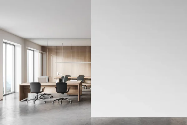 Interno Moderno Ufficio Open Space Con Pareti Bianche Legno Pavimento — Foto Stock