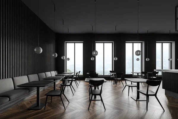 有灰色墙壁 木制地板 方桌和长长的灰色沙发的现代咖啡馆的内部 3D渲染 — 图库照片