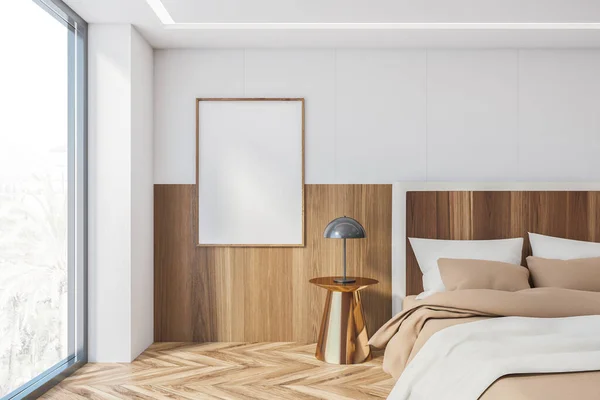Bej Ahşap Yatak Odasındaki Bez Çerçeve Beyaz Yastıklı Yatak Kahverengi — Stok fotoğraf