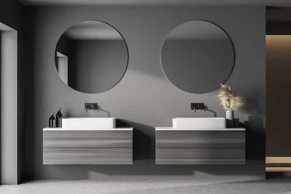 Interno Del Bagno Moderno Con Pareti Grigio Scuro Pavimento Scuro — Foto Stock