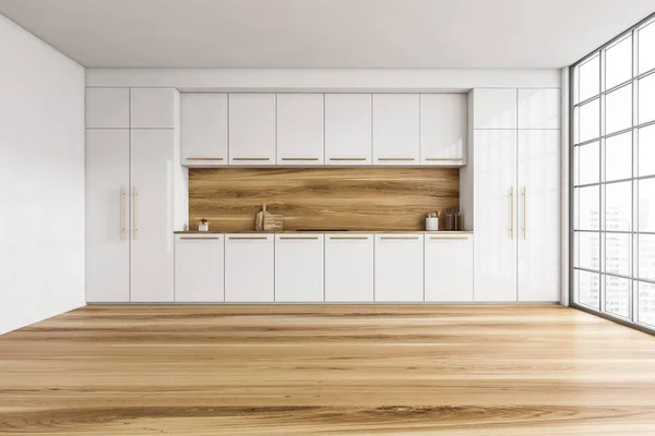 白色和木制的简约厨房设置空房间 家用电器和火炉 窗户与城市景观 白色豪华厨房地板上 3D渲染没有人 — 图库照片