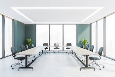 Beyaz u şeklinde masası, gri deri koltukları ve pencereleri olan beyaz ve yeşil ofis konferans odası. Ofis minimalist mobilyalar ve bitkiler, beyaz zemin. 3D görüntüleme, insan yok