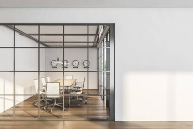 Ahşap odada boş duvar, beyaz koltuklar ve masa, duvarda saat, yan görüş. Minimalist mobilyalar, cam kapıların arkasındaki toplantı odasında, 3 boyutlu, kimseyi göstermiyor.