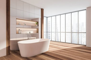 Beyaz küveti, aksesuarları, jelleri ve sabunu olan bir banyo. Parke zemin ve panoramik pencereli ayna duvarı, yan görüş. Modern stil oda iç mimarisi, 3D görüntüleme