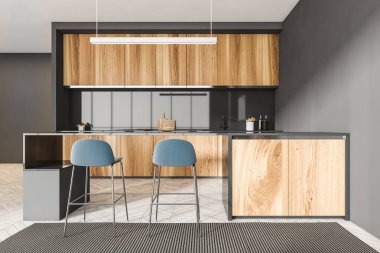 Gri mutfak seti, siyah masa ve iki mavi bar sandalyesi, aydınlık zemin. Mutfak içi ve minimalist mobilyalar, ön manzara, mutfak gereçleri ve raflar, 3D görüntüleme